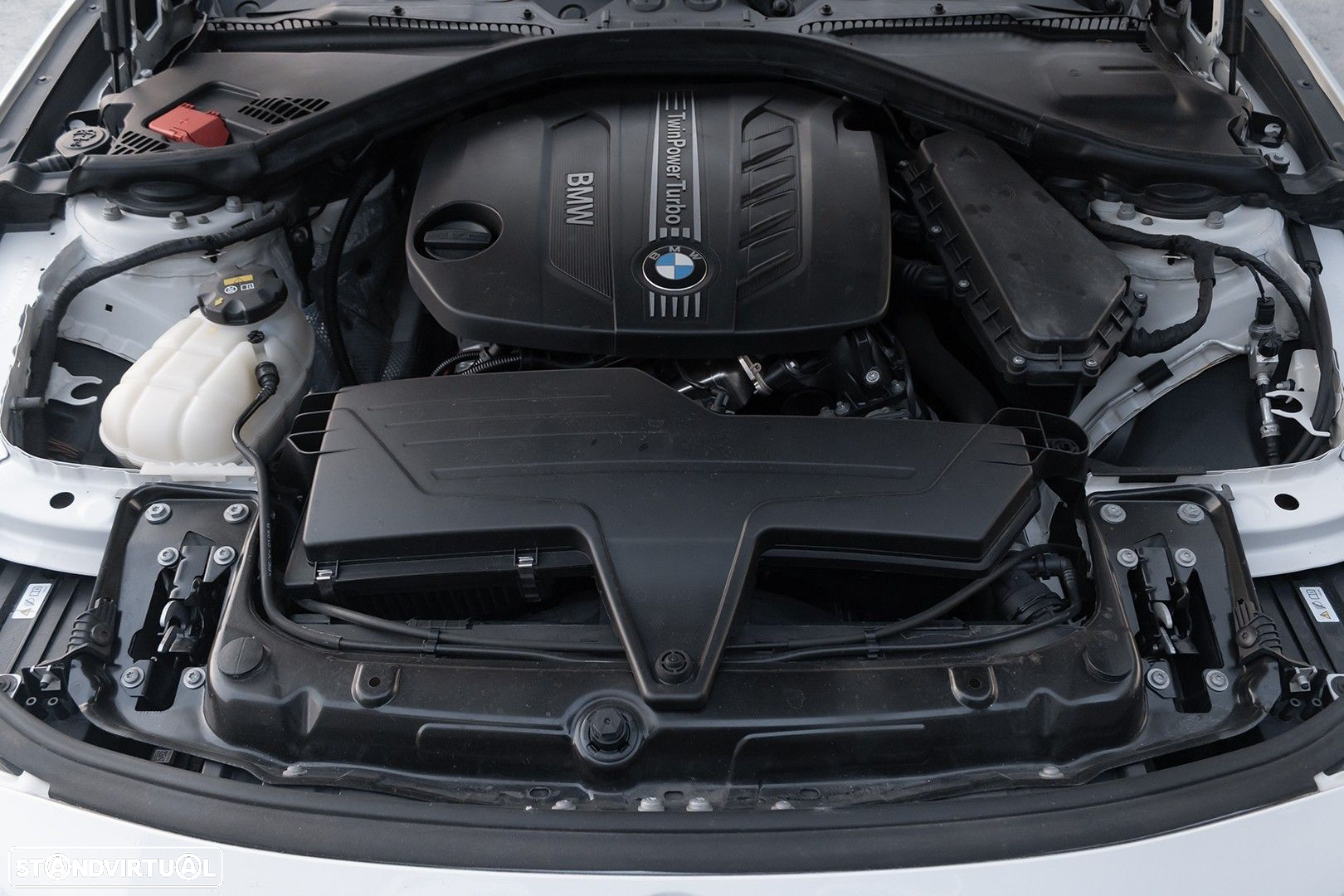 BMW 318 d Touring Auto Line Sport - 23