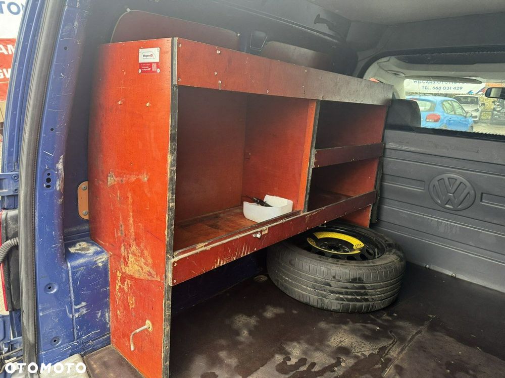 Volkswagen Caddy - 26