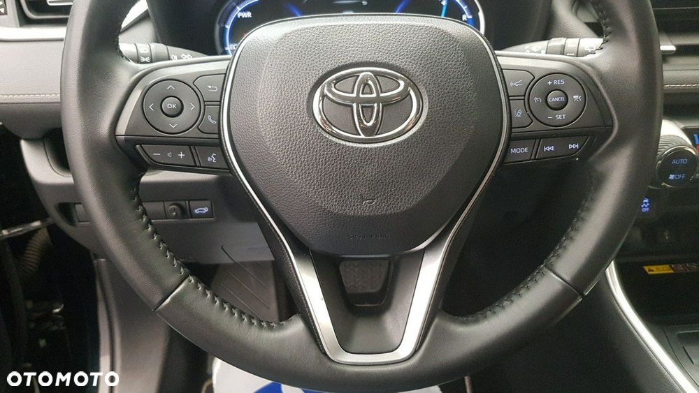 Toyota RAV4 - 23