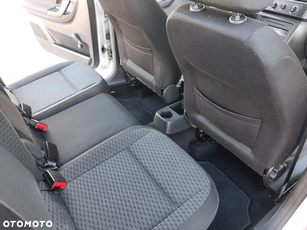 Skoda Roomster 1.2 TSI FAMILY - 34