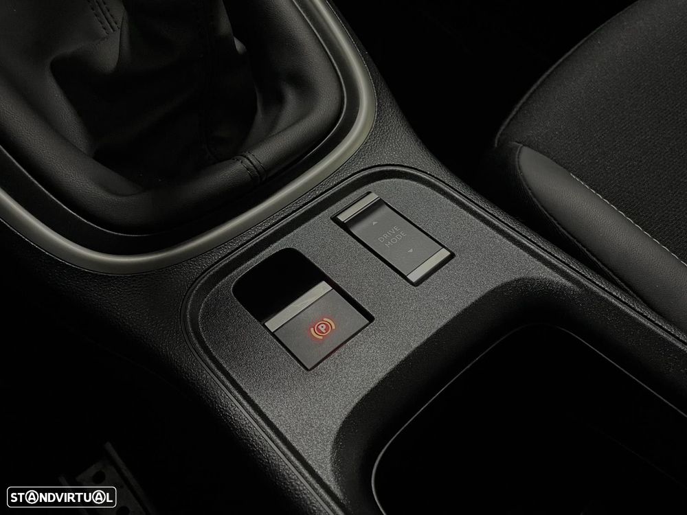 Jeep Avenger 1.2 GSE T3 Altitude - 26