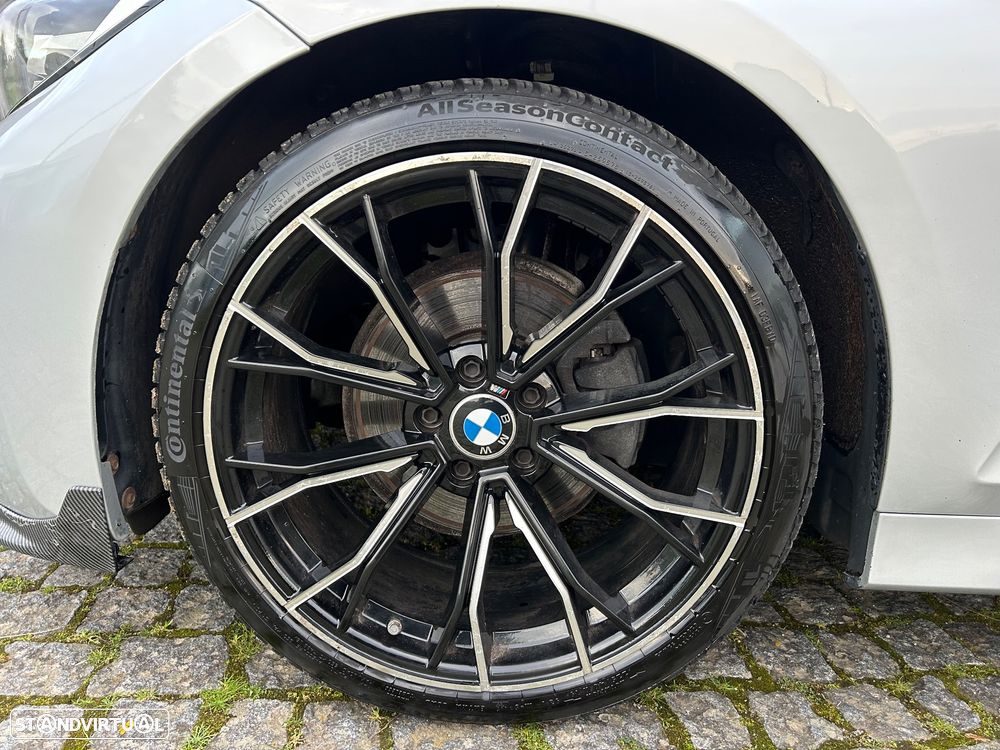 BMW 320 d Line Sport - 28