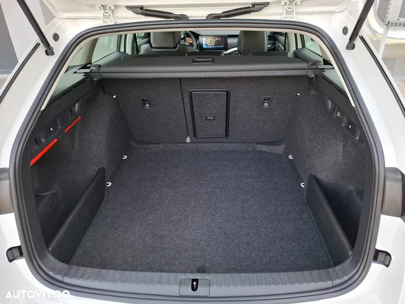 Skoda Octavia 2.0 TDI 150 CP DSG Selection - 39