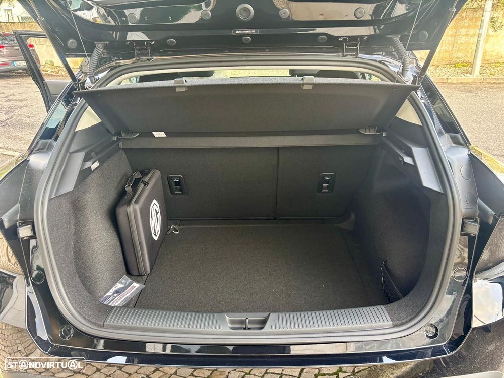 MG MG4 51 kWh Standard - 23