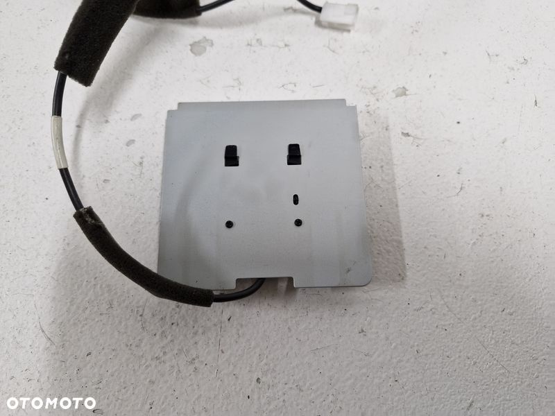 toyota avensis t27 lift t29 antena gps 86860-05040 - 5