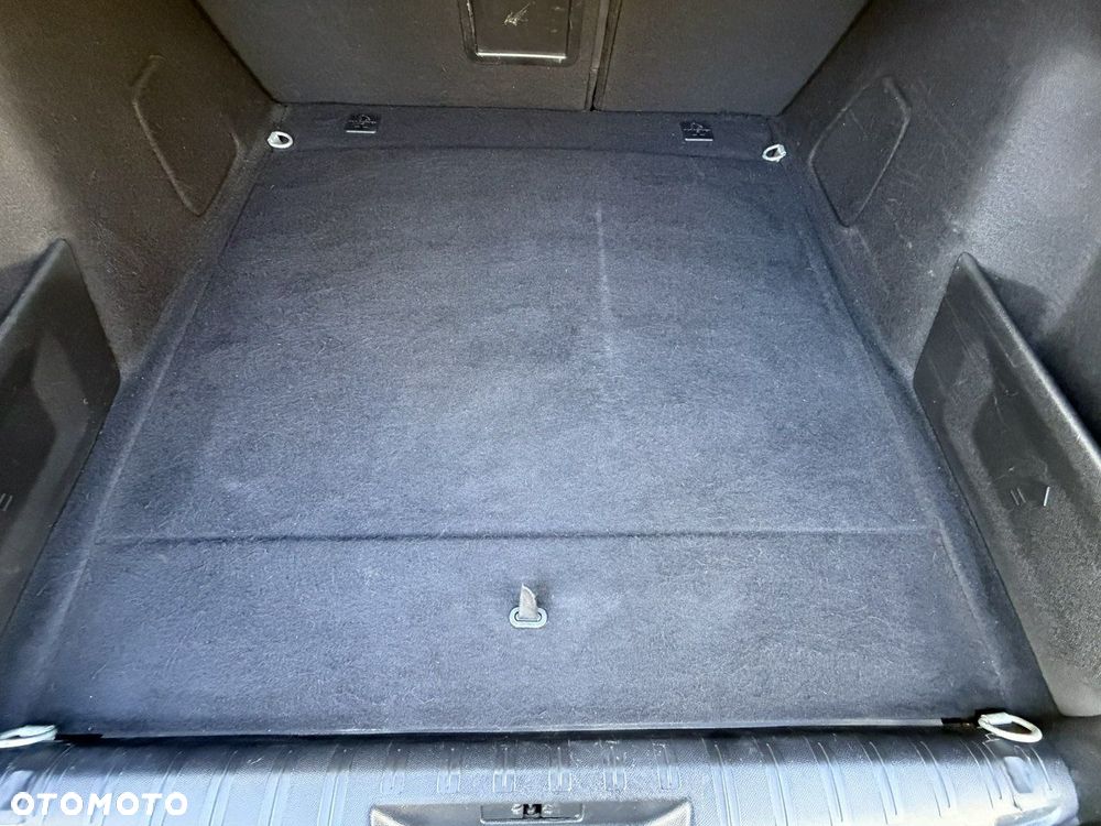 Peugeot 308 - 26