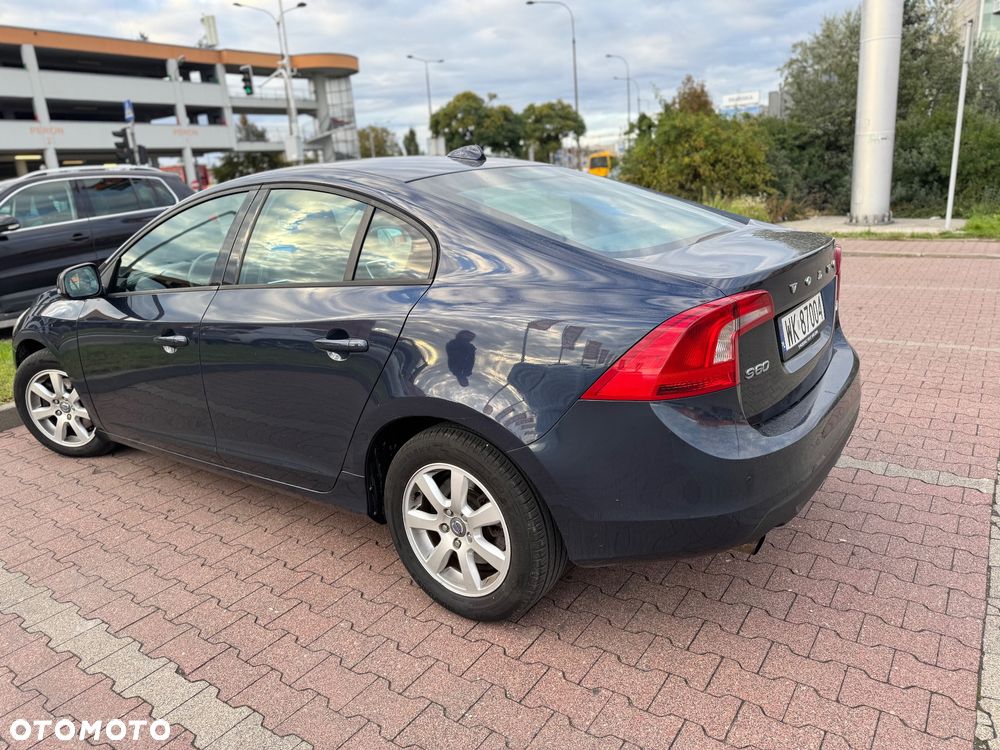 Volvo S60 - 4
