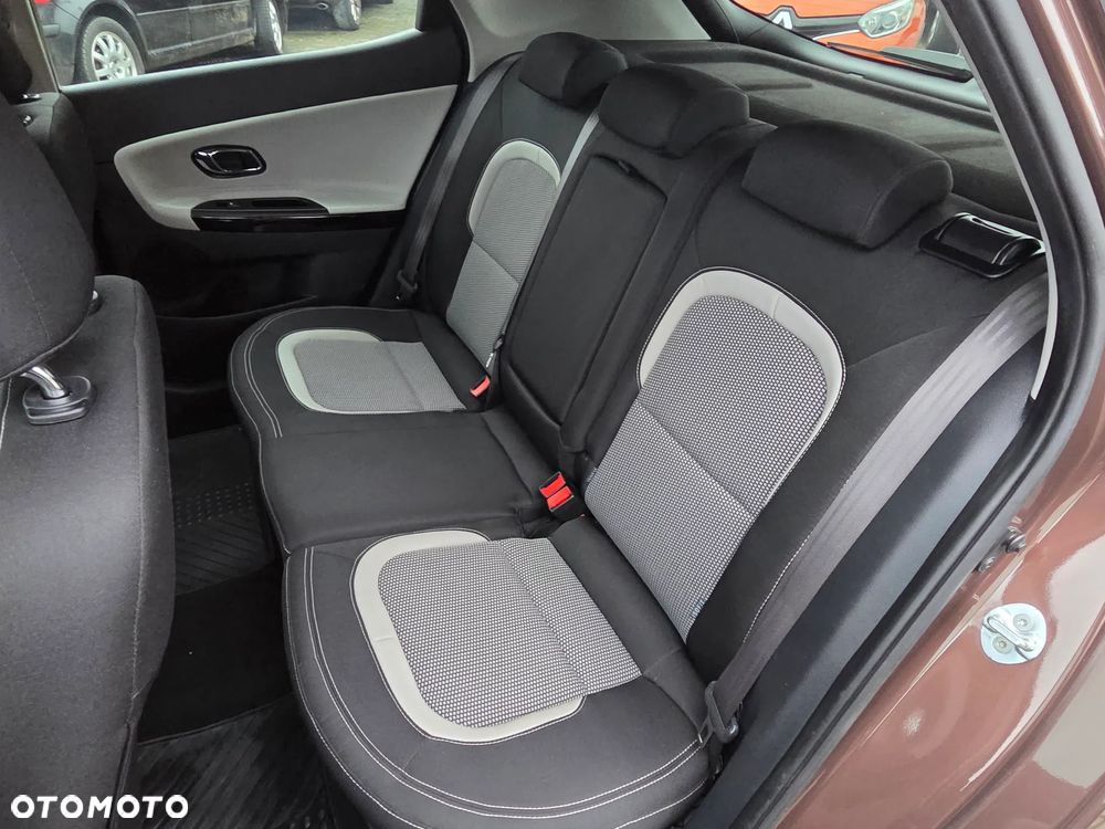 Kia Ceed 1.6 GDI DCT Platinum Edition - 17