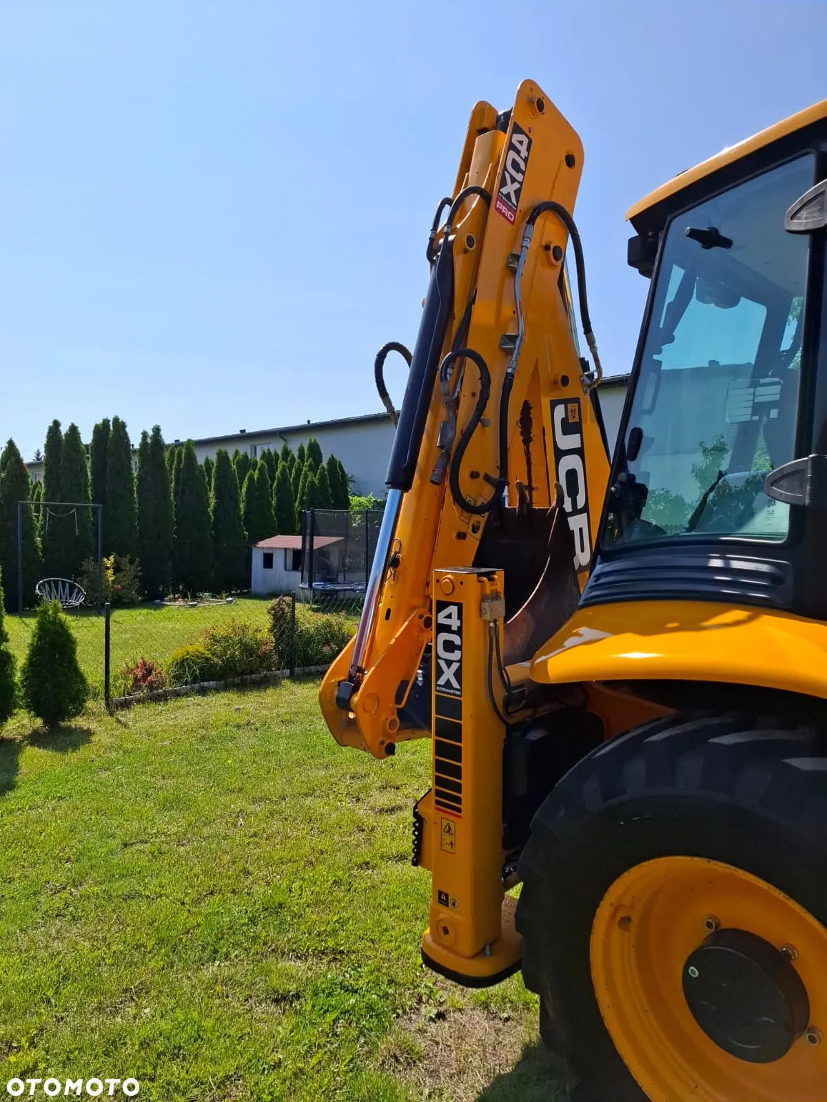JCB 4CX - 25