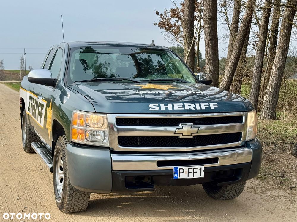 Chevrolet Silverado - 4