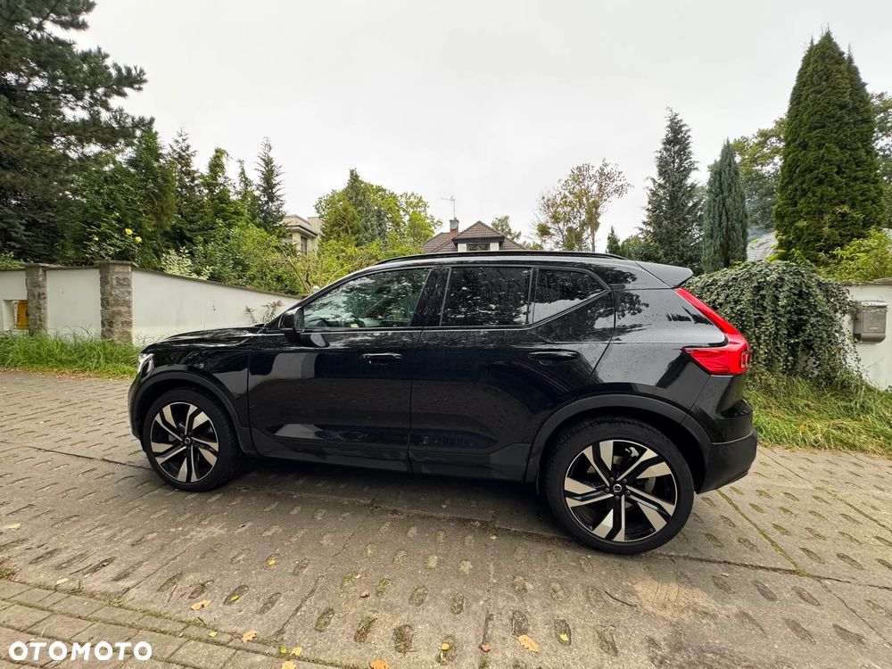 Volvo XC 40 B4 Ultimate Dark - 25