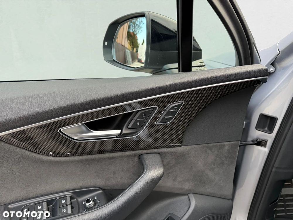 Audi SQ7 4.0 TDI Quattro Tiptronic - 24