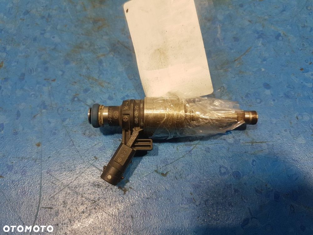 AUDI A5 8T 2.0 TFSI WTRYSKIWACZ 06H906036G - 4