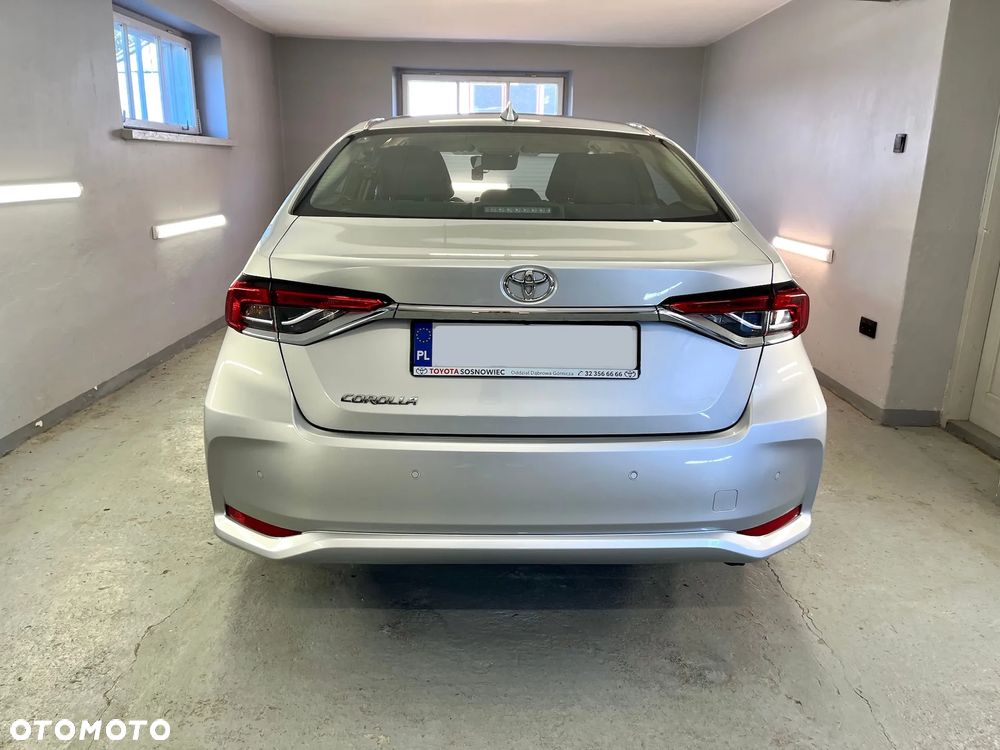 Toyota Corolla 1.6 Comfort - 12