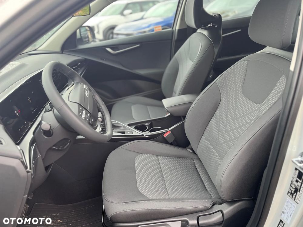 Kia Niro - 12
