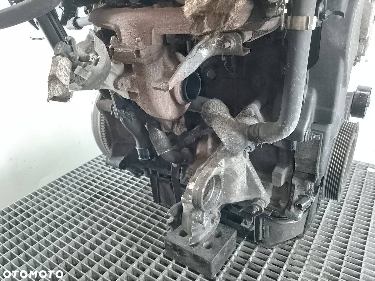 SILNIK CITROEN C5 FL RHR  10DYVD 2.0 HDI - 6