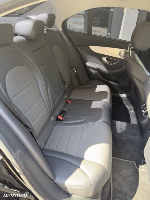Mercedes-Benz C 220 d Aut - 6