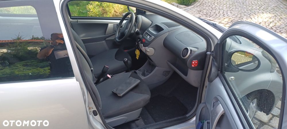 Toyota Aygo Standard - 7