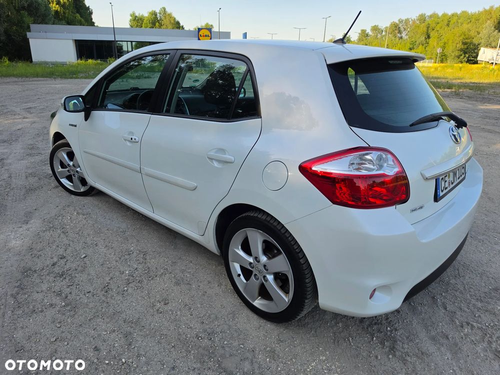 Toyota Auris - 9