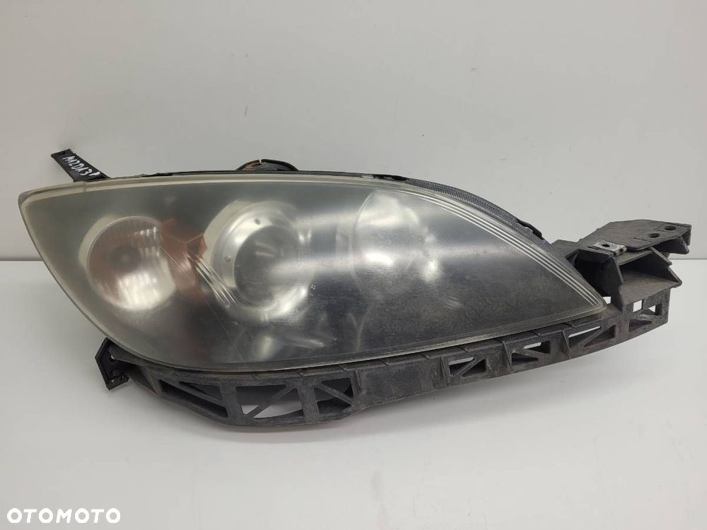 REFLEKTOR PRAWY LAMPA PRAWA MAZDA 3 BK BP4K50151 - 1