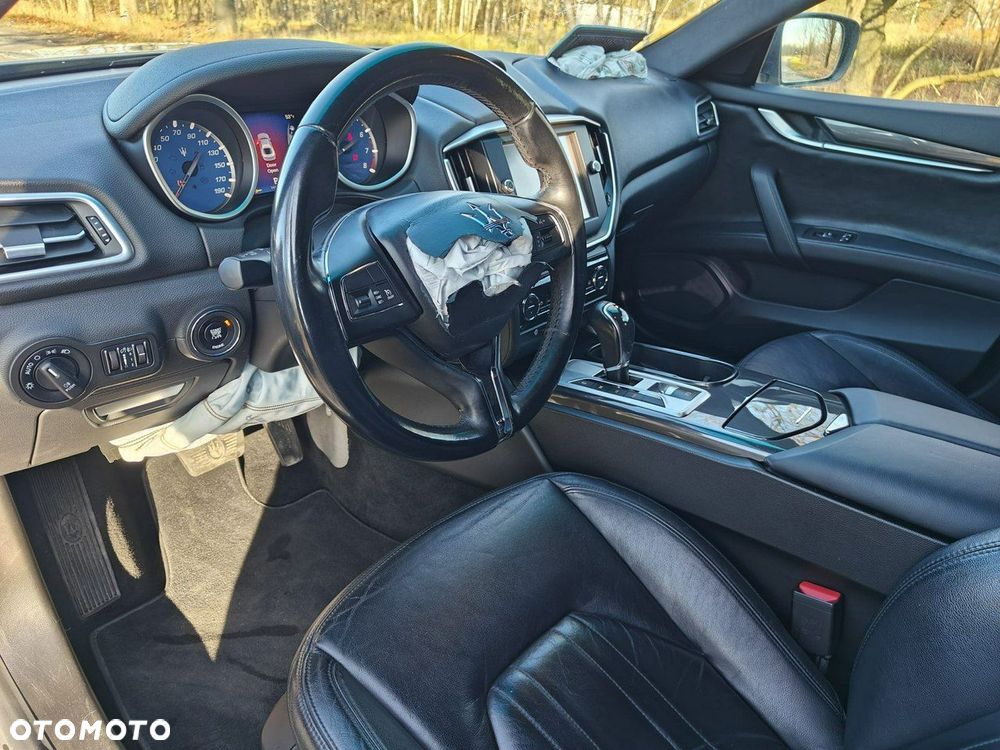 Maserati Ghibli - 11