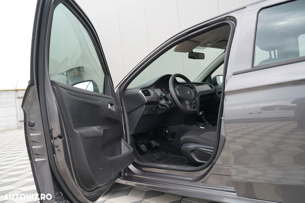 Peugeot 301 1.5 BlueHDI FAP Allure - 19