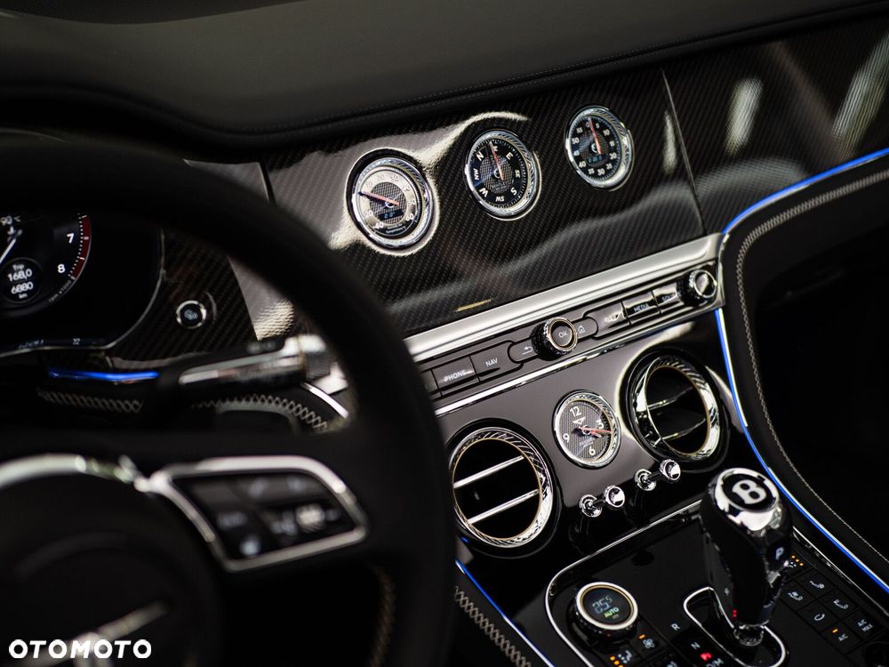 Bentley Continental GT - 17