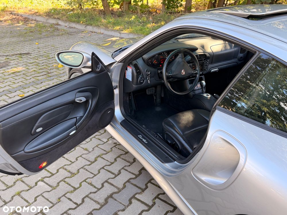 Porsche 911 - 17