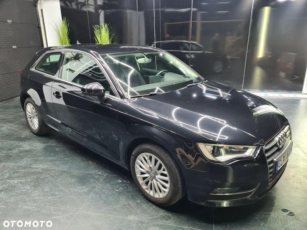 Audi A3 3-drzwiowe 1.4 TFSI Attraction - 1