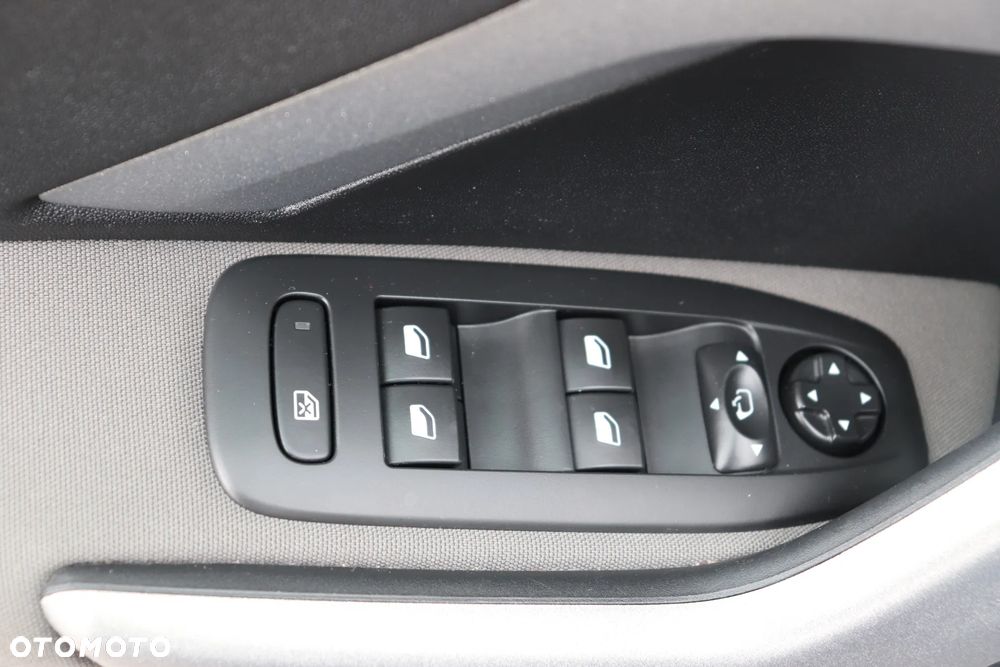 Peugeot 2008 PureTech 110 Stop&Start Style - 38