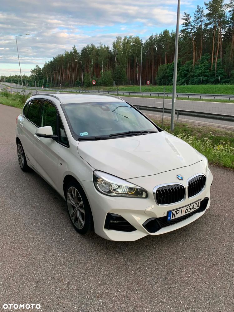 BMW Seria 2 218d - 9
