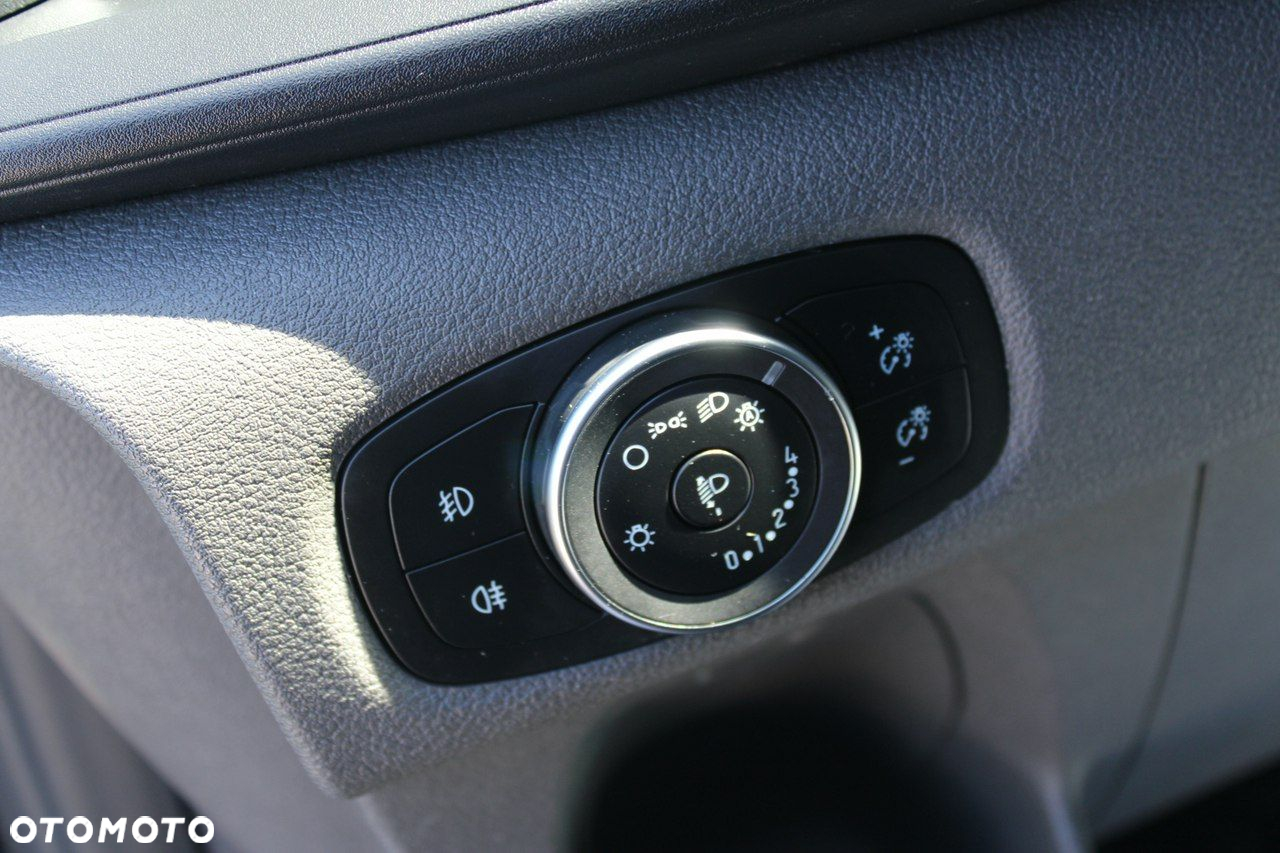 Ford Transit Custom - 19
