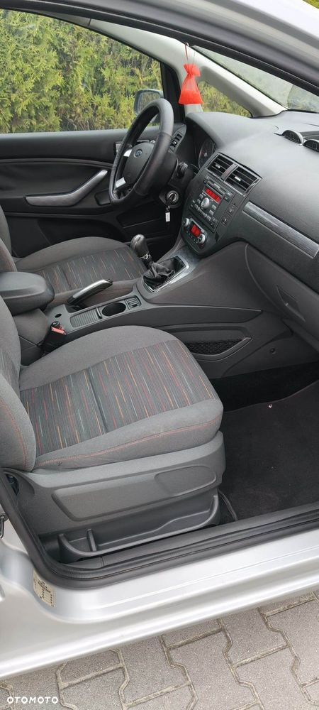 Ford Focus C-Max 1.6 TDCi Futura - 23