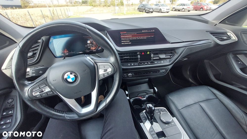 BMW Seria 1 116i - 17