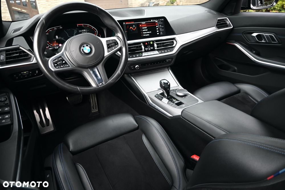 BMW Seria 3 320d Edition M Sport Shadow - 17