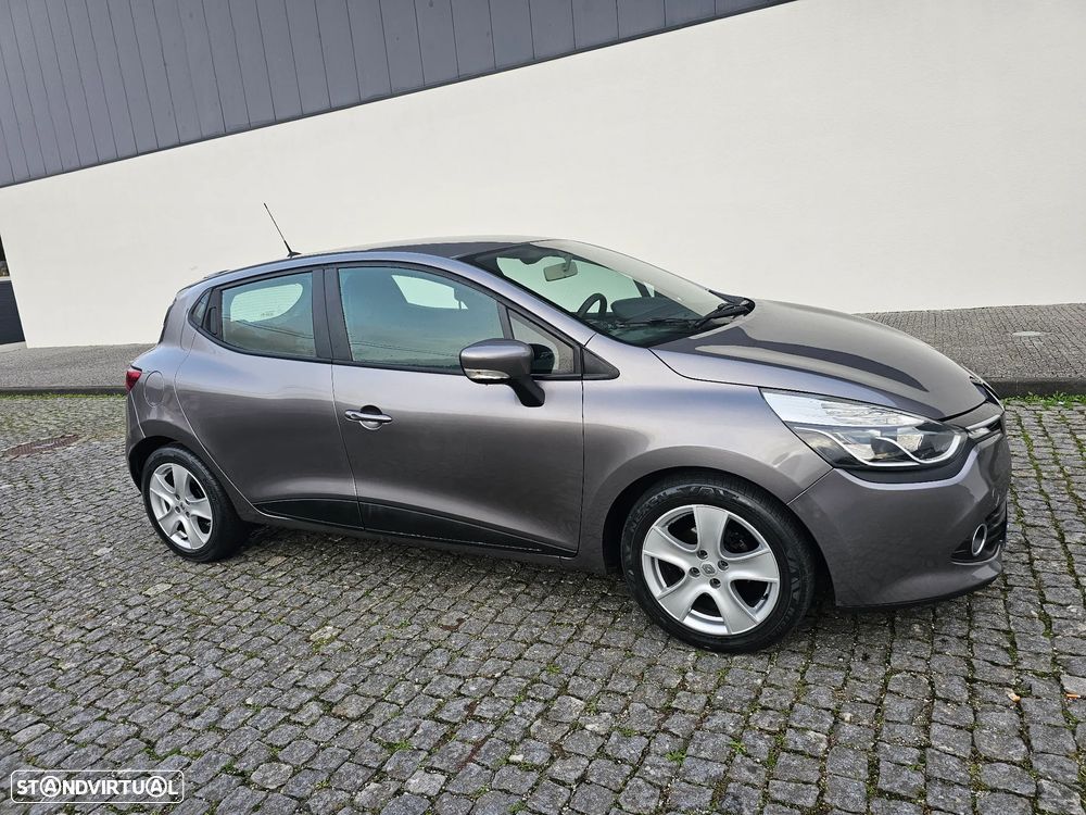 Renault Clio 1.5 dCi Dynamique S - 5
