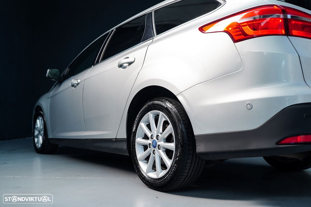 Ford Focus SW 1.5 TDCi EcoBlue Connected - 21