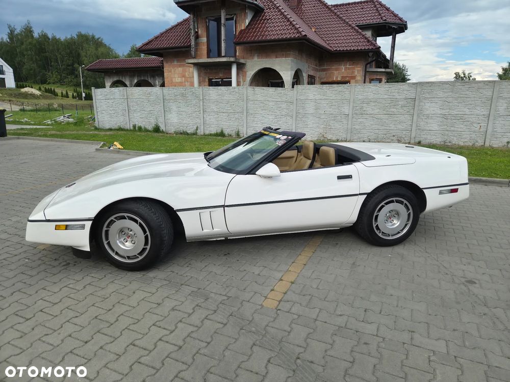 Chevrolet Corvette - 2