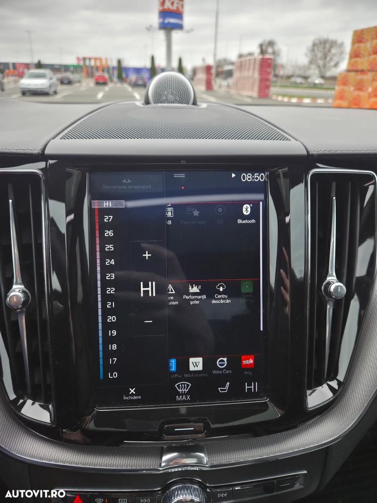 Volvo XC 60 D4 AWD Geartronic RDesign - 28