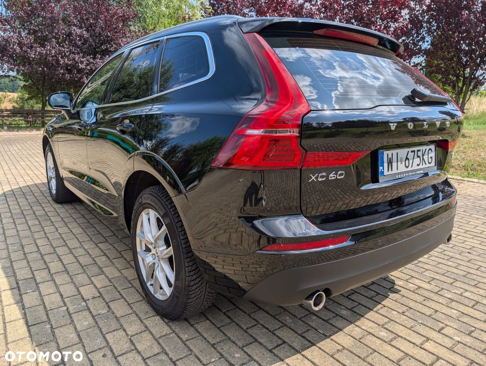 Volvo XC 60 D4 Momentum Pro - 5