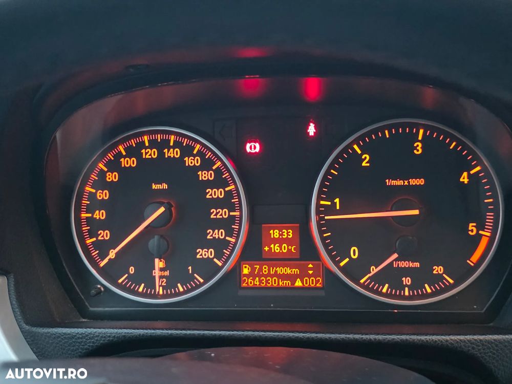 BMW Seria 3 320d - 8