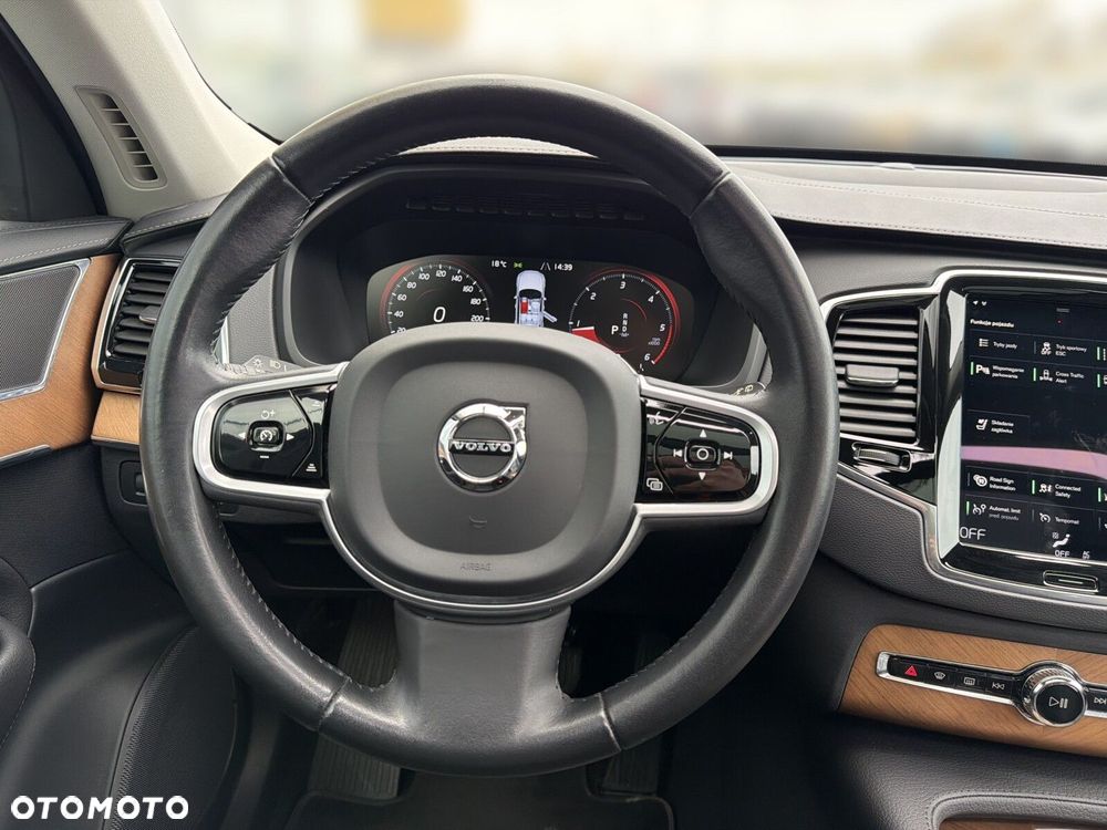 Volvo XC 90 B5 D AWD Inscription 7os - 17