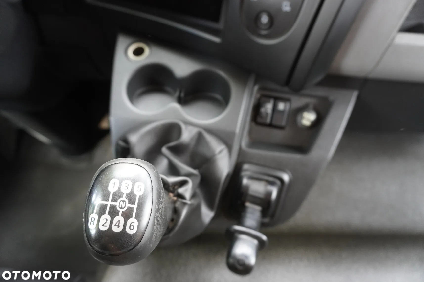 Renault Midlum 12.245 E6 / Sypialny / 18 palet - 25