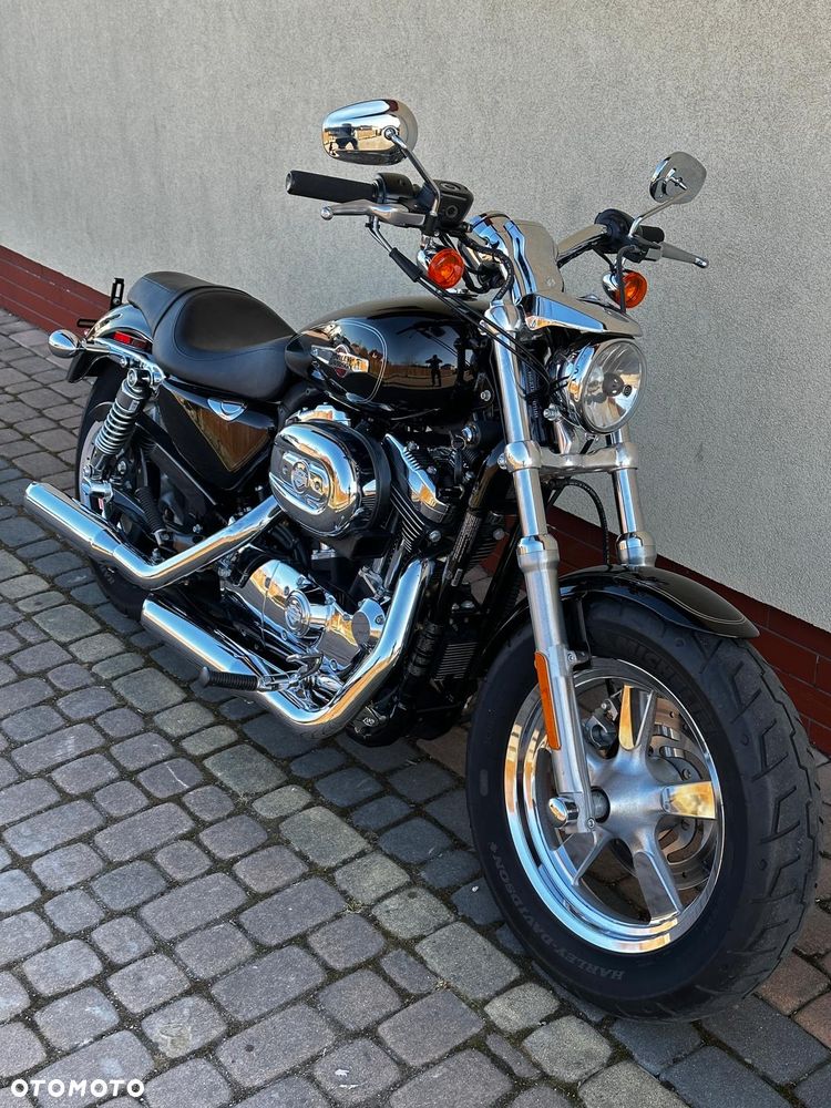 Harley-Davidson Sportster - 1