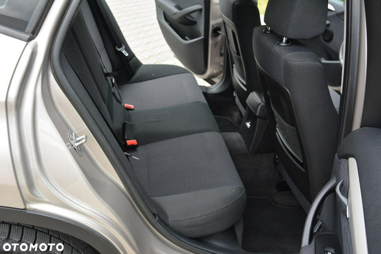 BMW X1 xDrive20d - 15