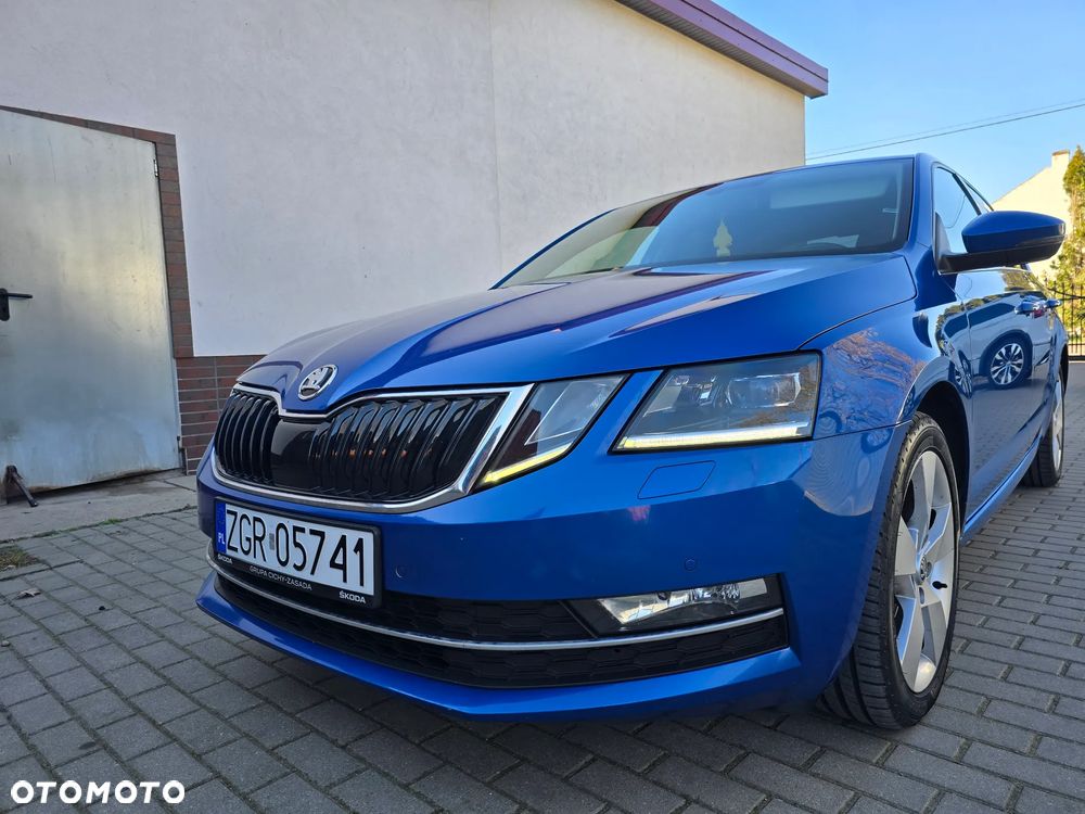Skoda Octavia 2.0 TDI Style DSG - 1