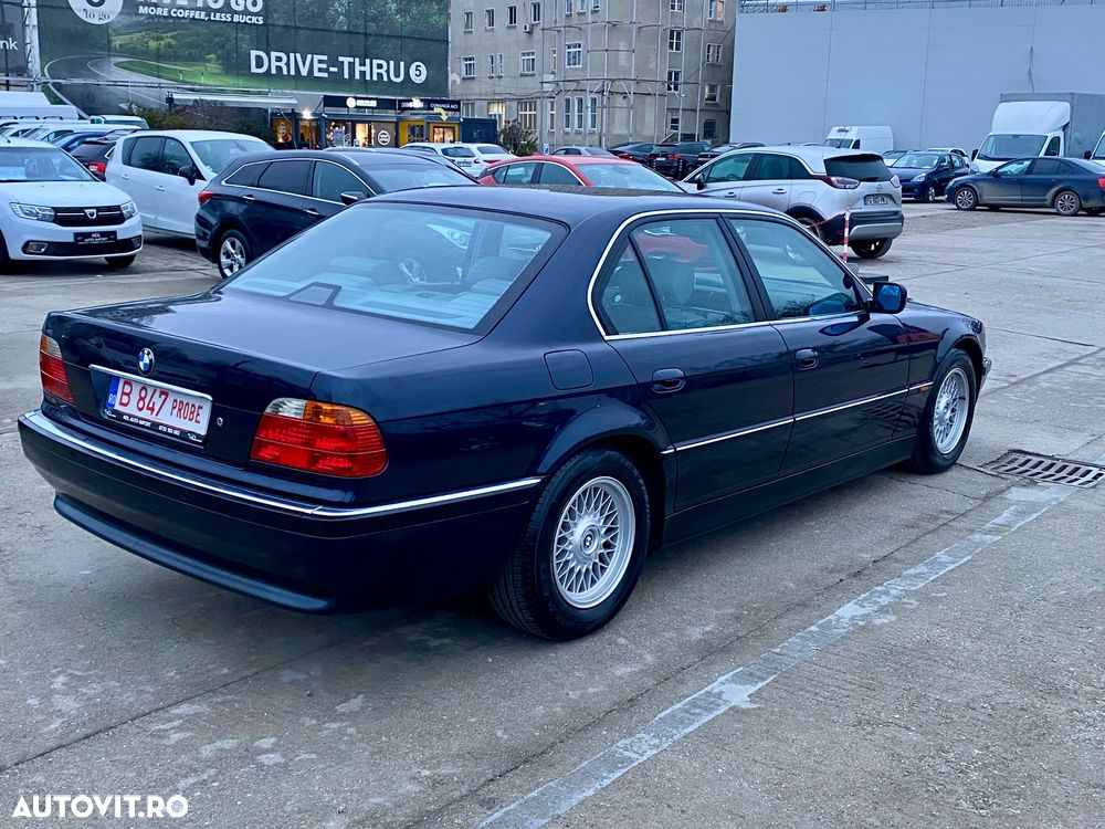 BMW Seria 7 740iA - 9