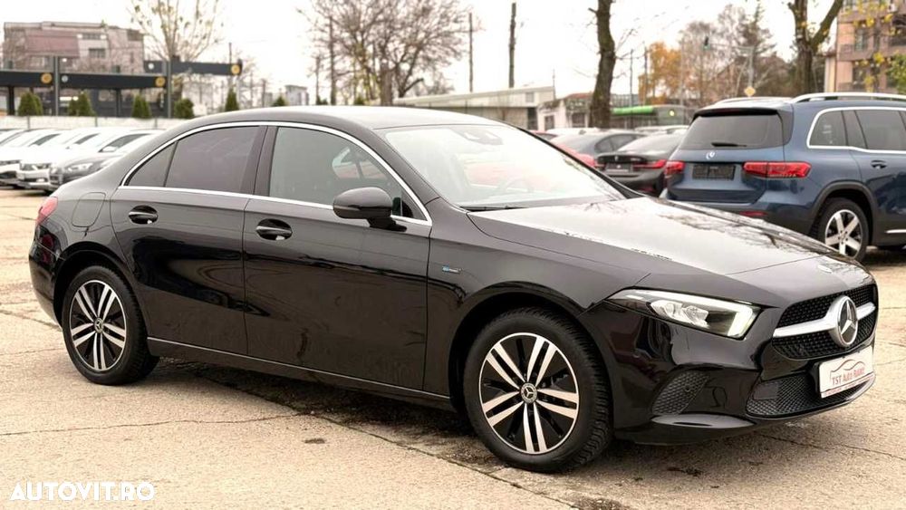 Mercedes-Benz A 250 - 12