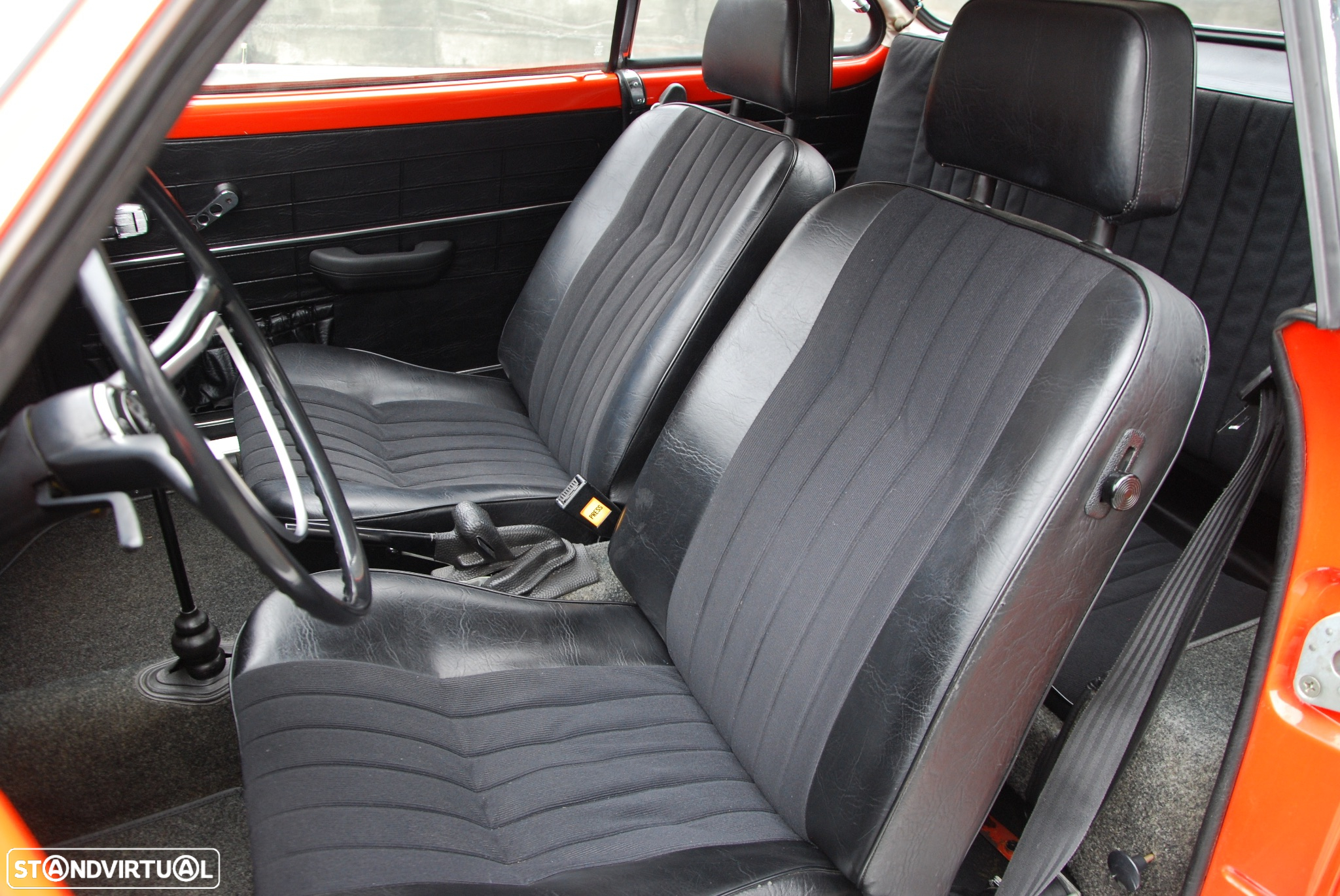 VW Karmann Ghia - 17