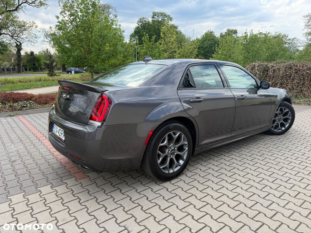 Chrysler 300s - 4